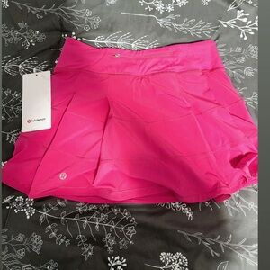 Sonic pink lululemon skirt size 4